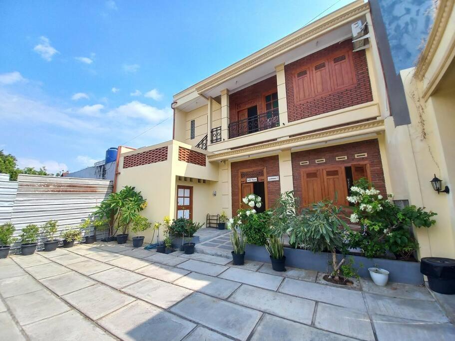 Sabi House Lesmana 2 By Simply Homy Villa Jogjakarta Buitenkant foto